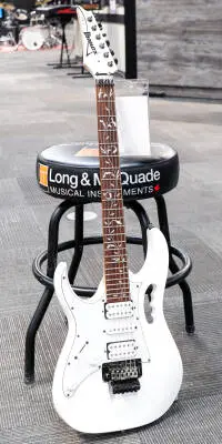 Ibanez - JEM Junior Steve Vai Signature Electric Guitar with Vine Inlay - Left Handed - White 2